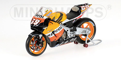 Honda RC211V Repsol M.Biaggi MotoGP 2005 122051003  1/12 Minichamps 